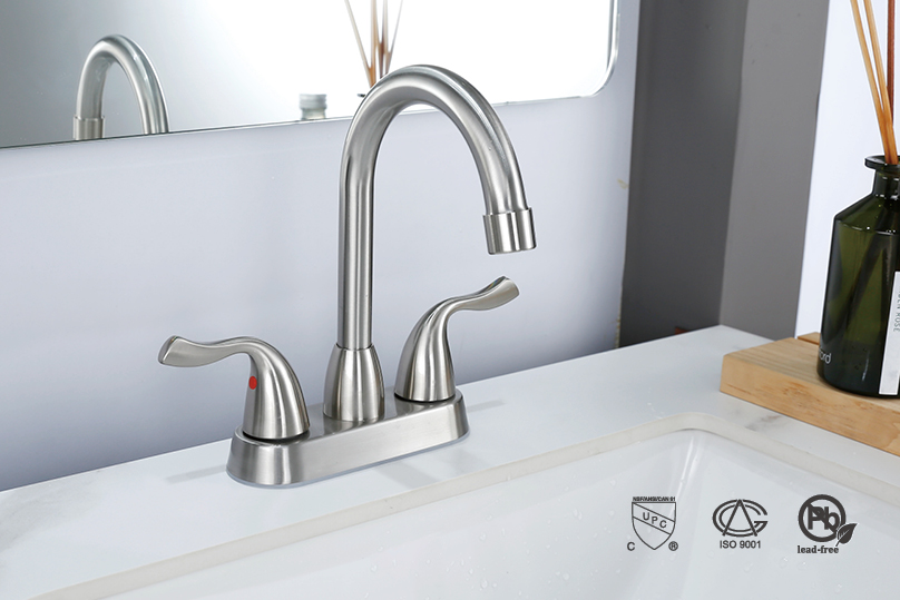 robinet de lavabo de salle de bain