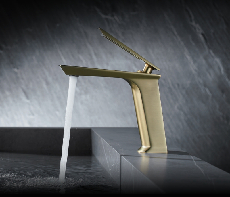 Tous-robinet de salle de bain en laiton Nouveau design de mode Ruban d'eau à manche unique BF01023-BG