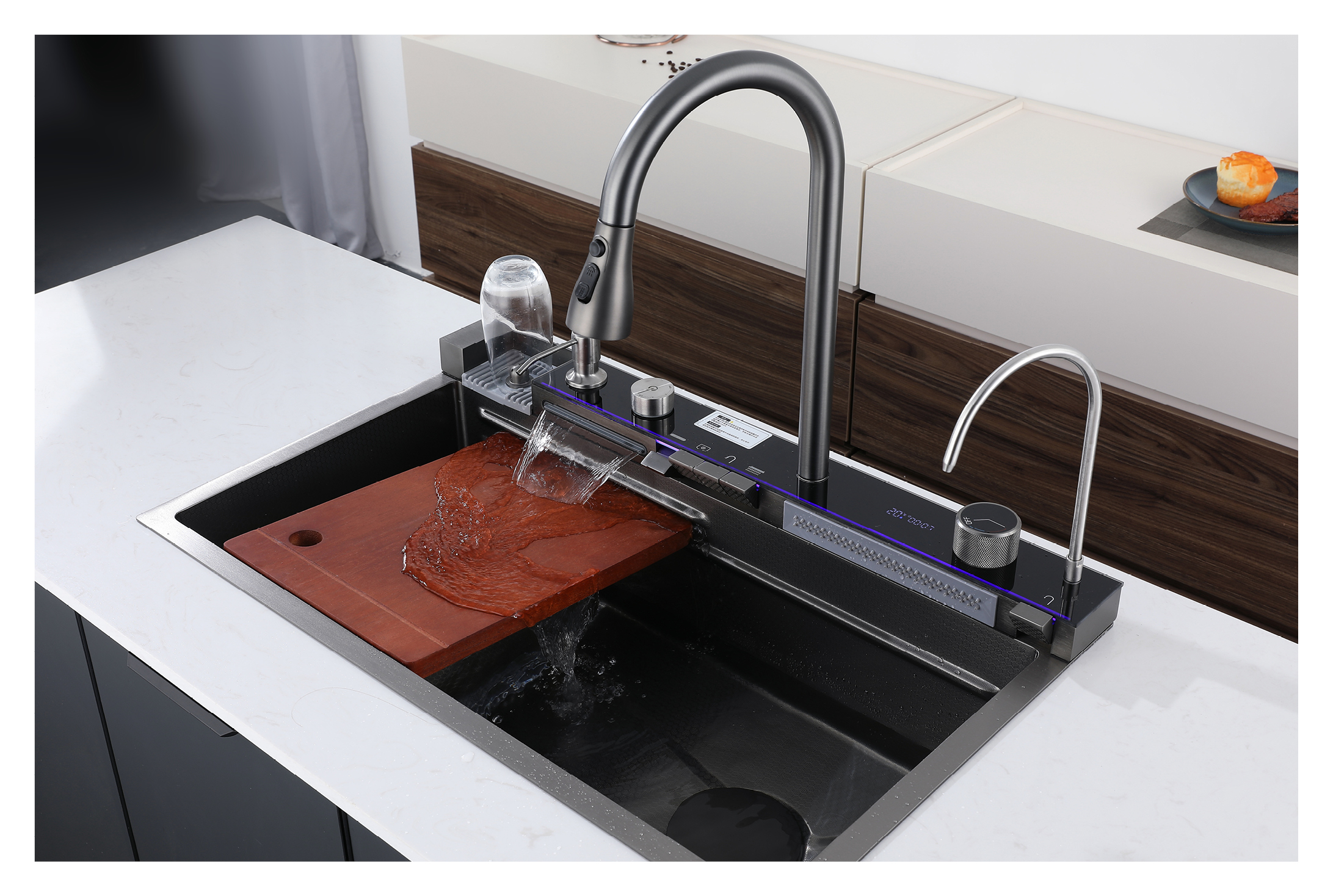 &Eacute;vier cascade de pluie volante