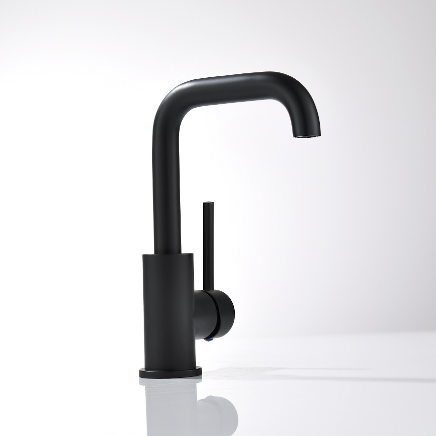 Robinet noir mat sournois