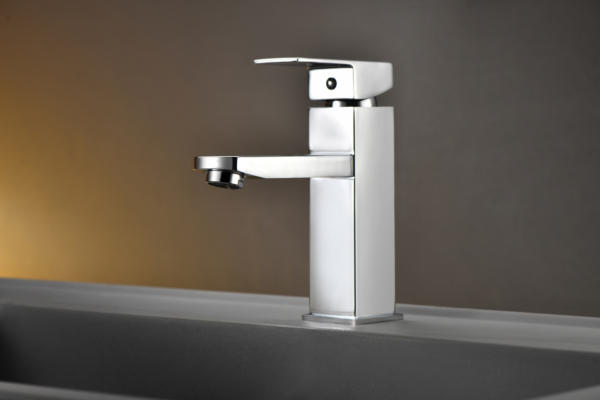 robinets de salle de bain en bronze