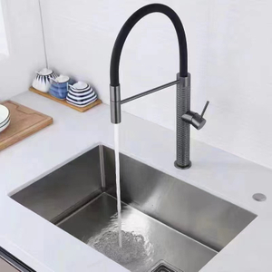 Huile sournoise brossée Zr Gold Cuisine Faucet Sauveau d'eau chaude et froide robinet de cuisine froide