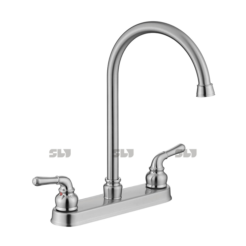 Robinet d'eau de zinc moulé de chrome Sly