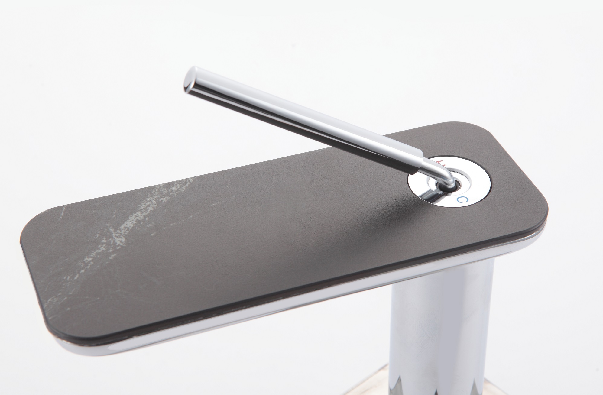 robinet lavabo de salle de bain