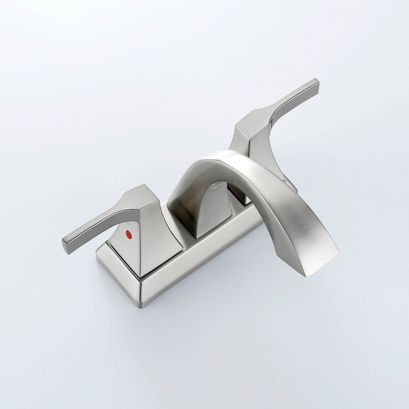 NOUVEAUX ARRIVÉS CLASSIQUE DOUBLE DOUBLE CENTERET FAUCET Faucet de salle de bain chaud / froid