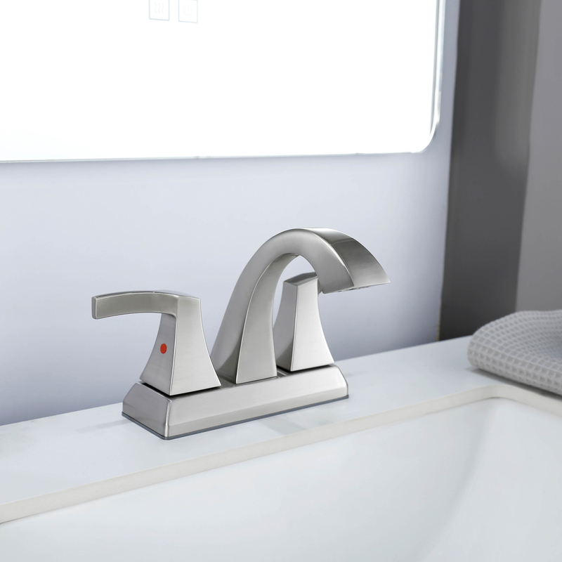 NOUVEAUX ARRIVÉS CLASSIQUE DOUBLE DOUBLE CENTERET FAUCET Faucet de salle de bain chaud / froid