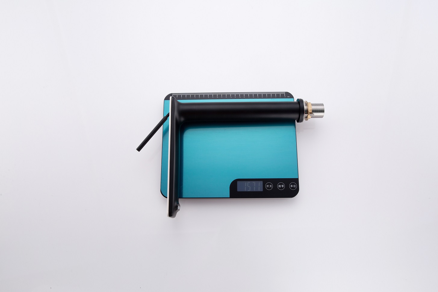 robinet de salle de bain en laiton