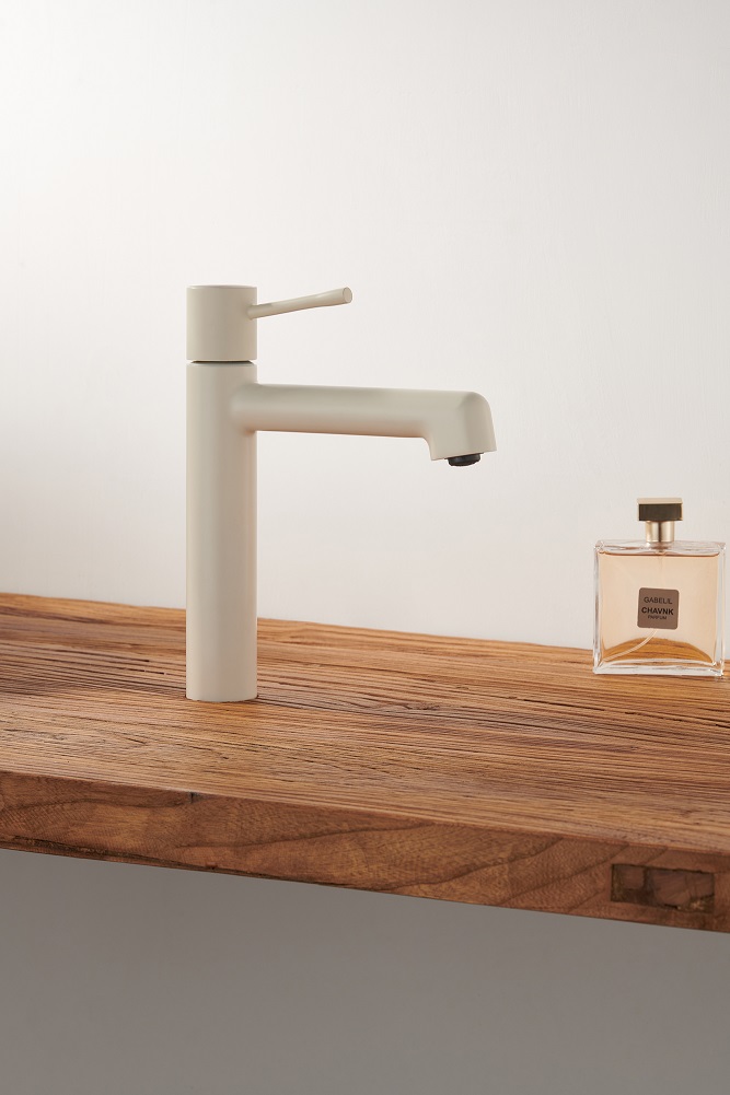 Brasse en laiton blanc meilleur prix simple levier simple et à eau froide mélangeur d'eau de salle de bain bassin de salle de bain