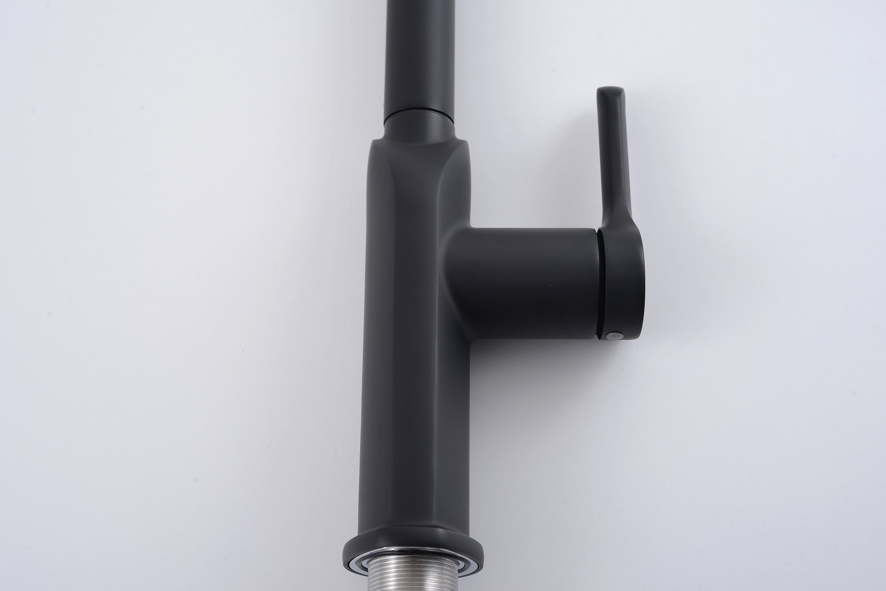 Tirez le robinet de la cuisine