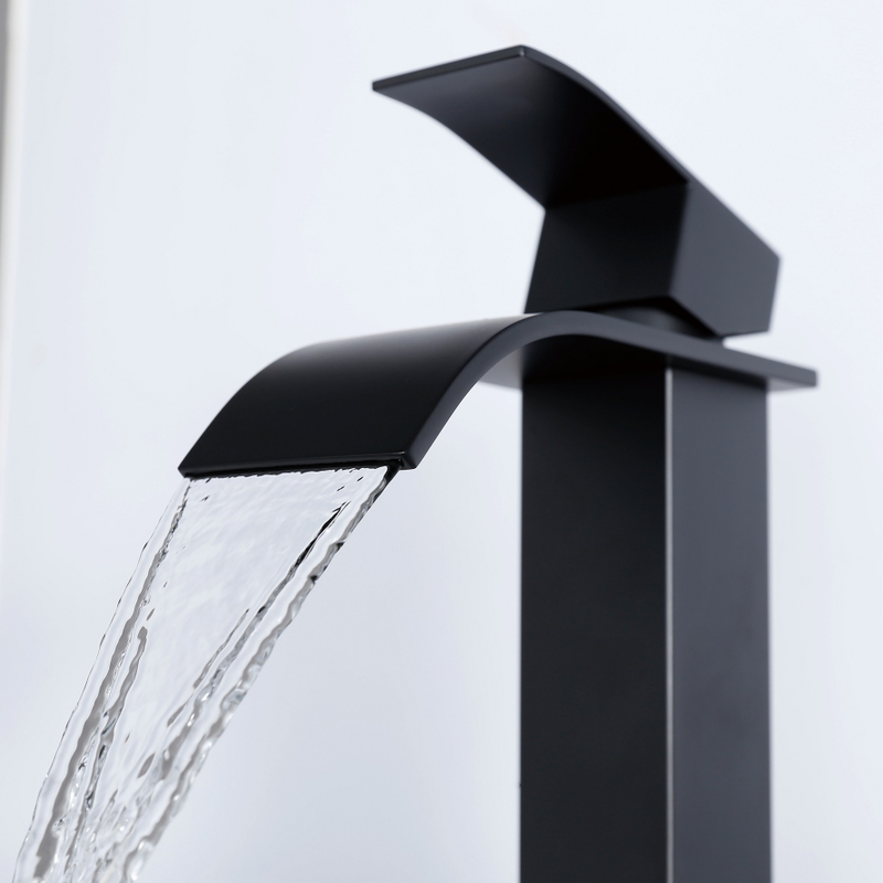 Robinet de salle de bain Sly Matte Black Spout Robinet à manche unique