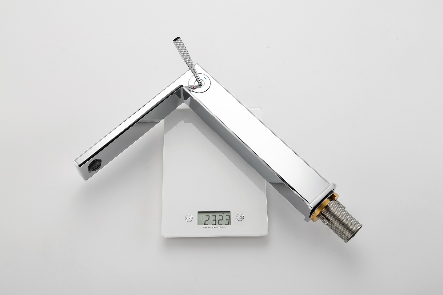 robinets de vanit&eacute; de salle de bains