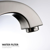 Robinet de lavabo de salle de bain nickel sournois monture de pont robinet à un trous