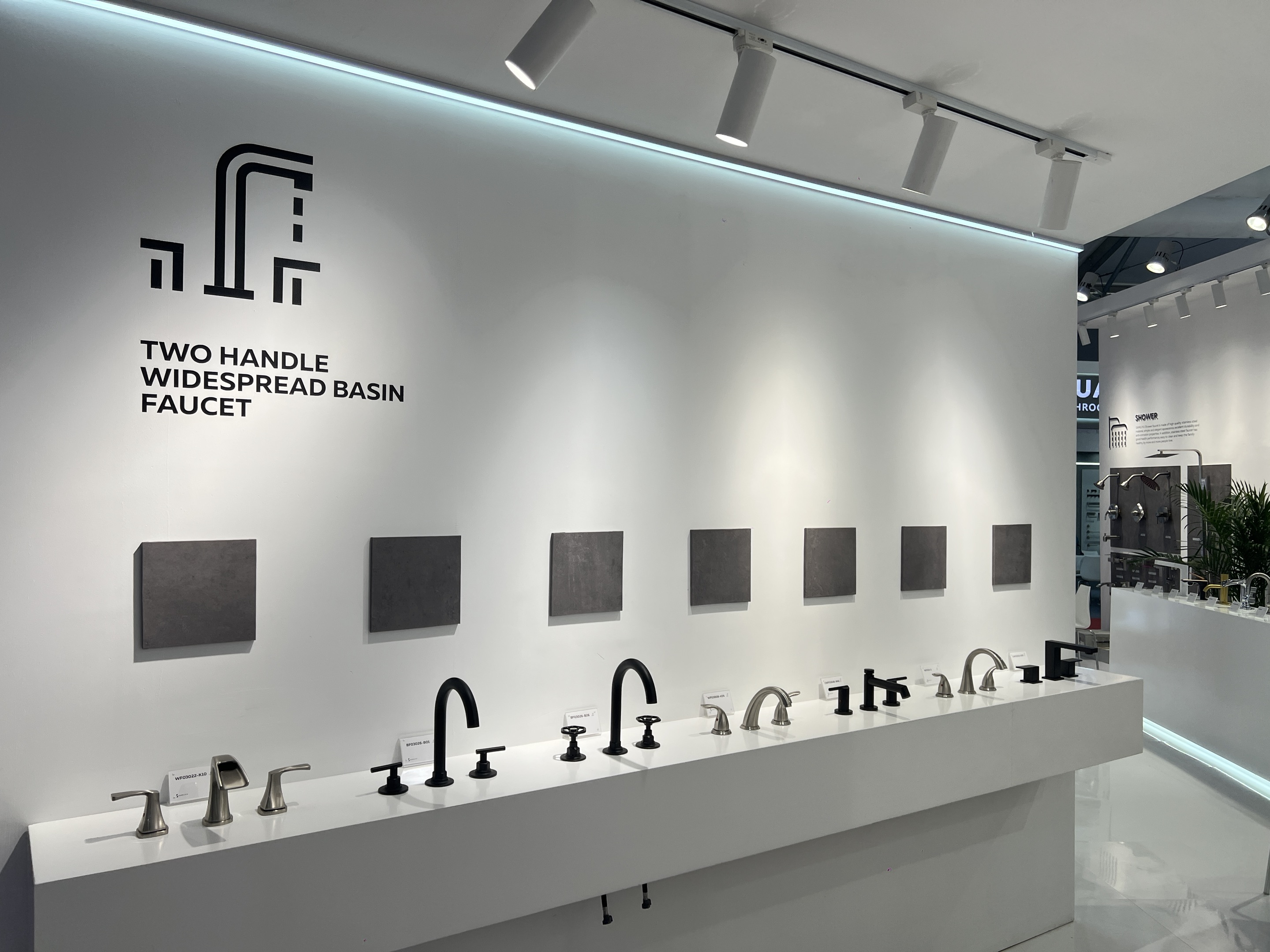 robinet de salle de bain 3 trous