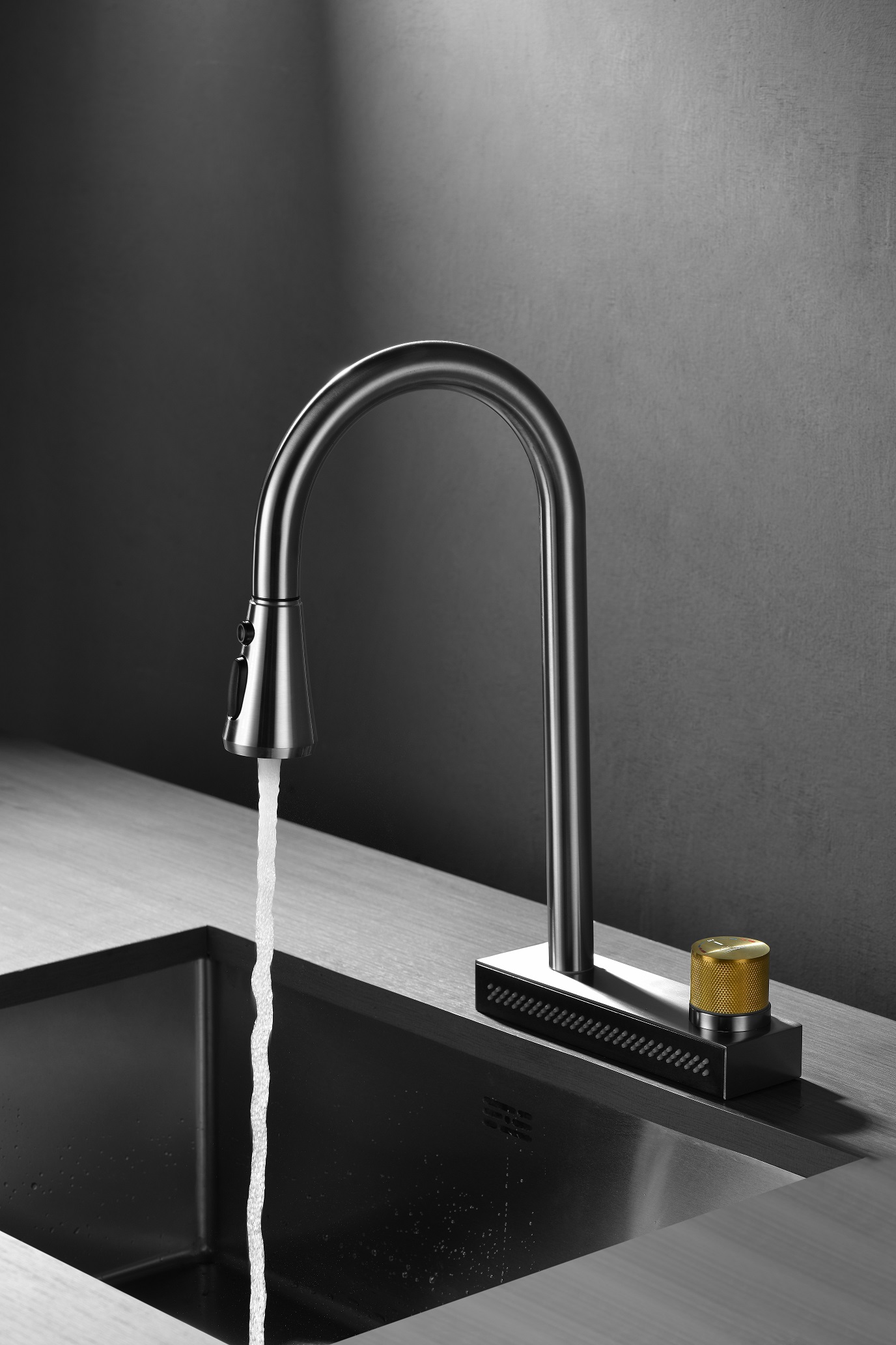 Spuleur de la cuisine noire mate noir